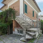 Onda Loft By Interhome * Lido di Camaiore